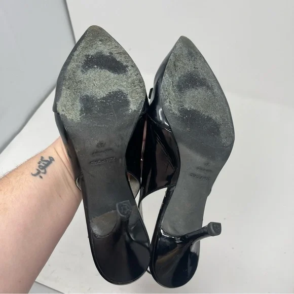 Tom Ford Black patent leather with bow sling back heels sz 40